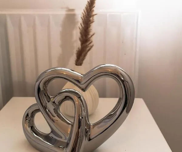 Leeds Lodge * Leeds (West Yorkshire)