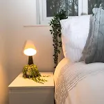 Leeds Lodge 度假居 *