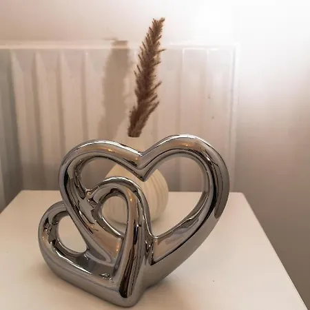 Leeds Lodge * Leeds (West Yorkshire)