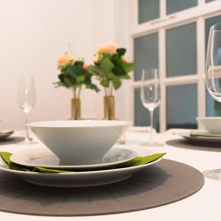 Semesterbostad Leeds Lodge